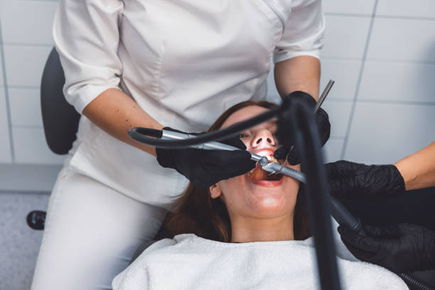 Best Emergency Tooth Extraction  in Vaiden, MS
